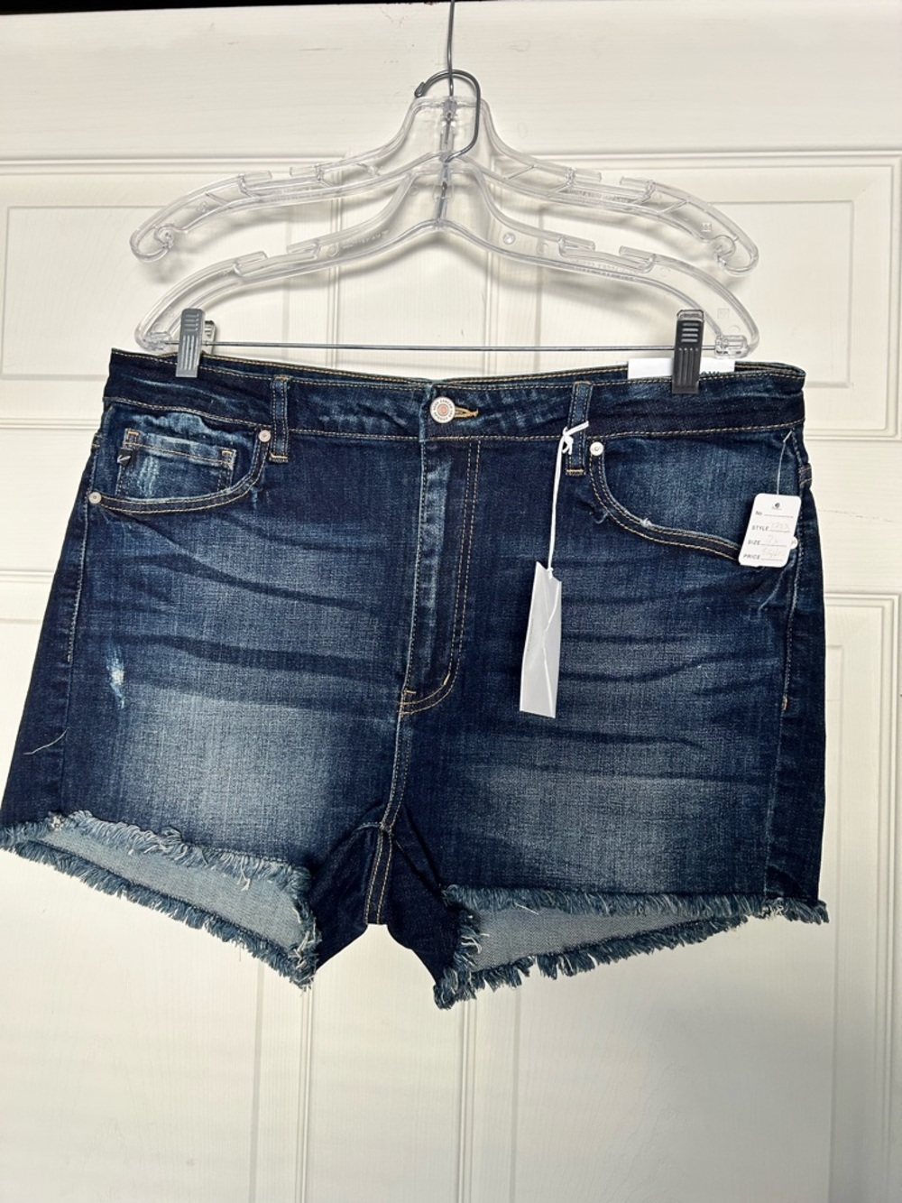 NWT KanCan Dark Wash Frayed Hem Denim Shorts - Brand:
